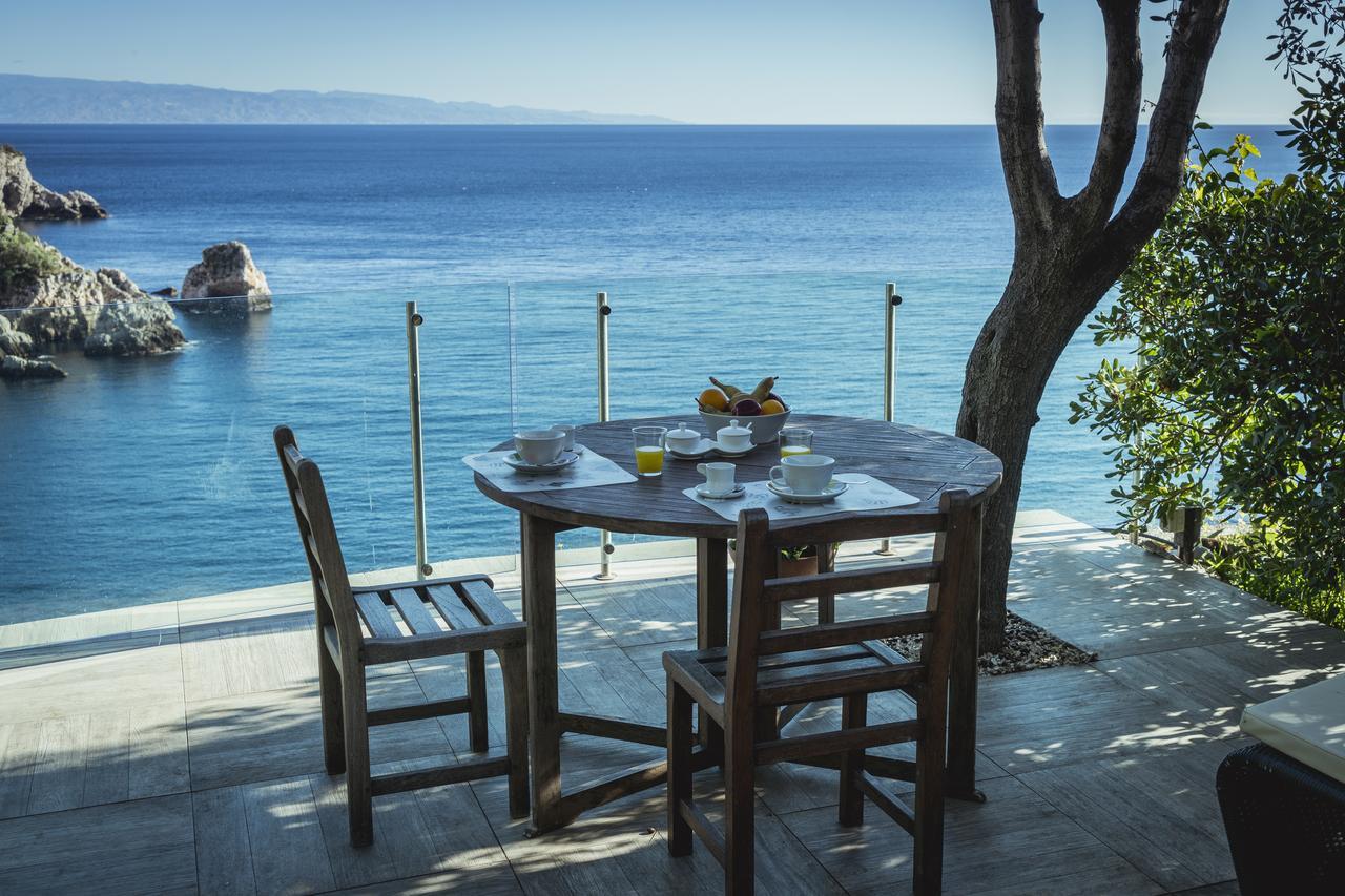 Villa Isola Bella Таормина Екстериор снимка